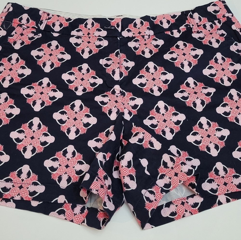 Crown & Ivy Black and Pink Floral Women Shorts